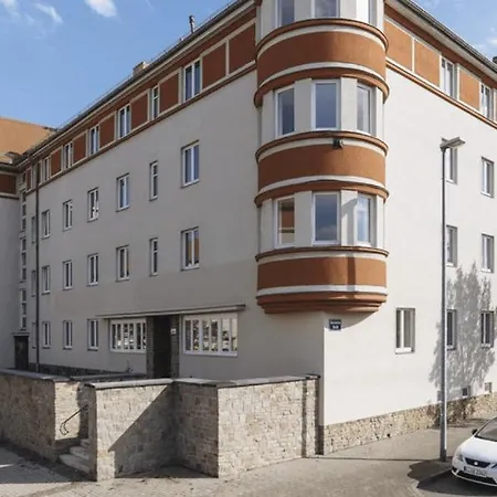 4-room Luxury - Close To Station, Free Parking, Kitchen * Leipzig